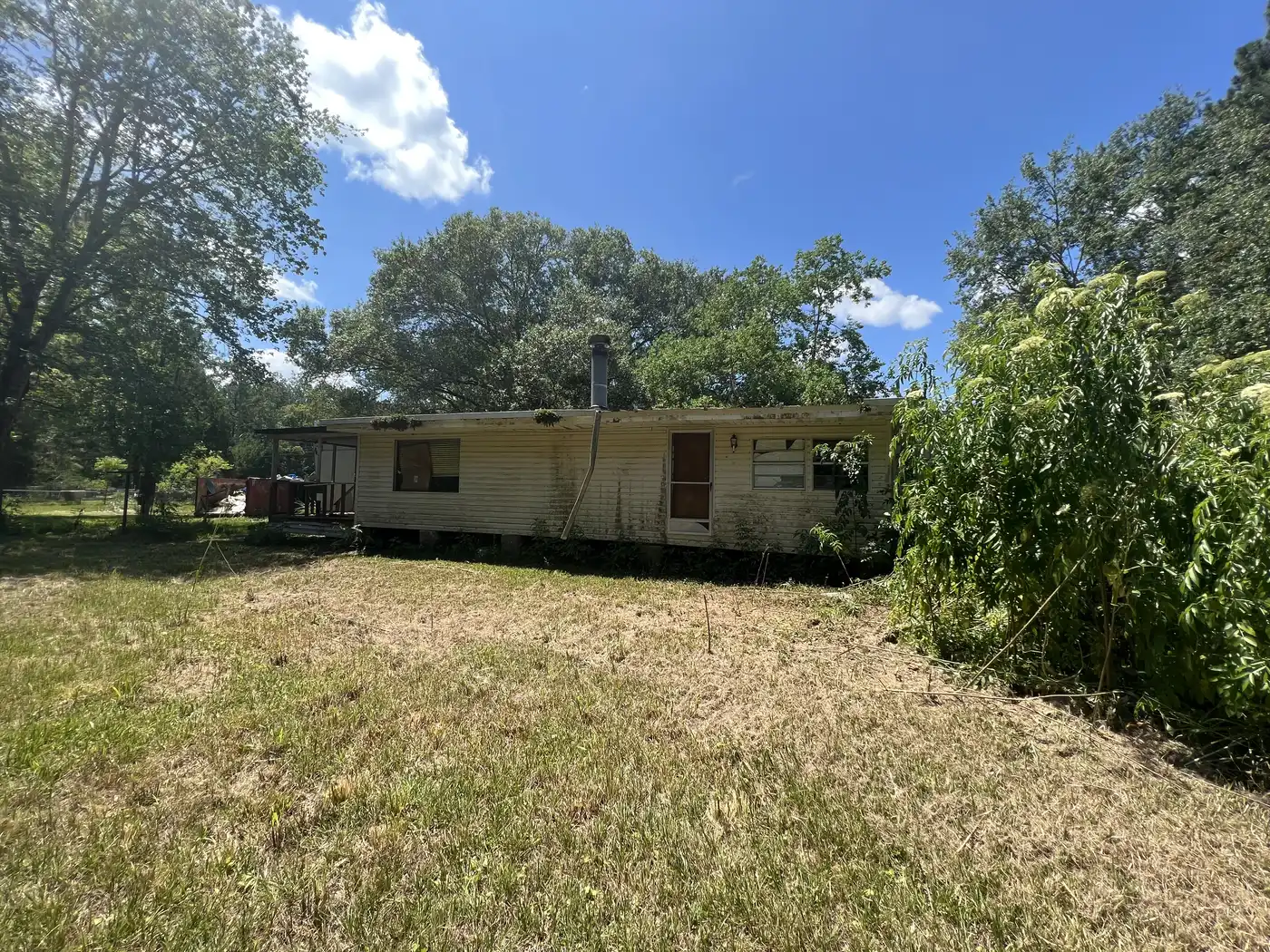 Single-wide on acreage on Doe Lane in Dinsmore, Jacksonville