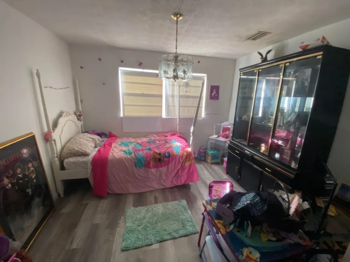 House with code violations we buy as-is in Duval County, Florida