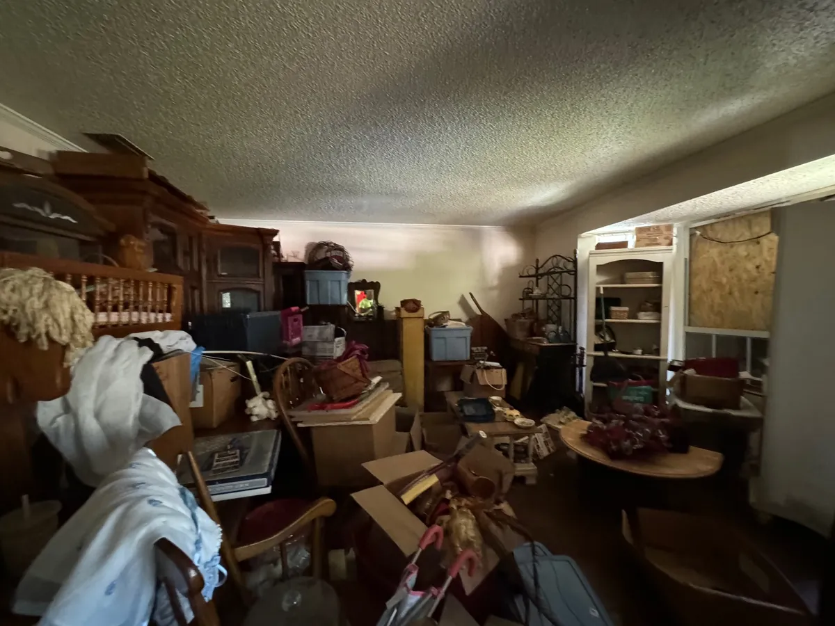 Vacant house we buy as-is in Baldwin, Florida