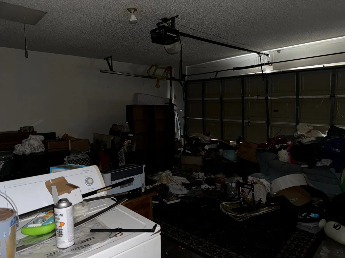 House with code violations we buy as-is in Orange Park, Florida